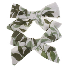 Load image into Gallery viewer, Children's floral printed cotton hair Clip