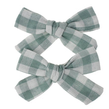 Load image into Gallery viewer, Children's floral printed cotton hair Clip