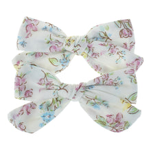Load image into Gallery viewer, Children's floral printed cotton hair Clip