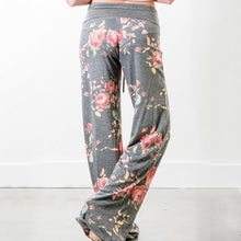 Load image into Gallery viewer, Lace-up casual Trousers, loose lace-up camouflage printed Pants